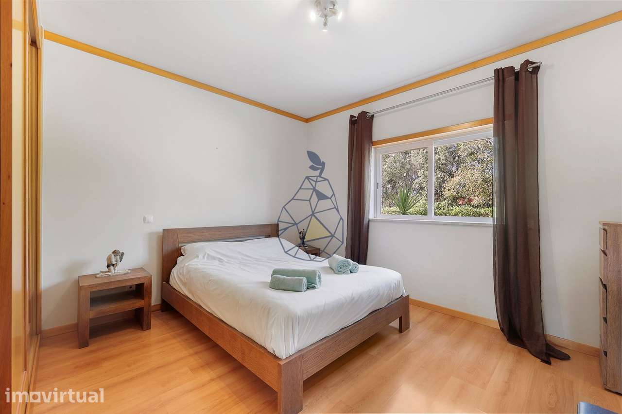 Apartamento T2 no Rés do Chão com Jardim Privativo, Vista Mar e Garage - Grande imagem: 5/46
