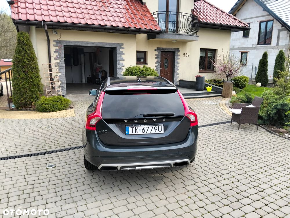 Volvo V60 D2 Momentum - 4