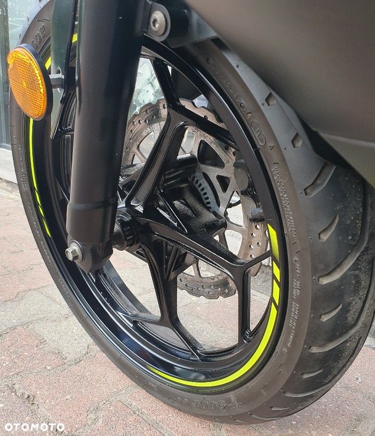 Kawasaki Ninja - 15