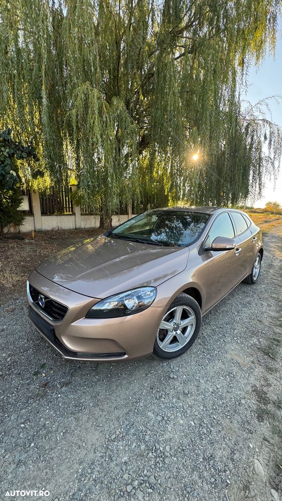 Volvo V40 - 1