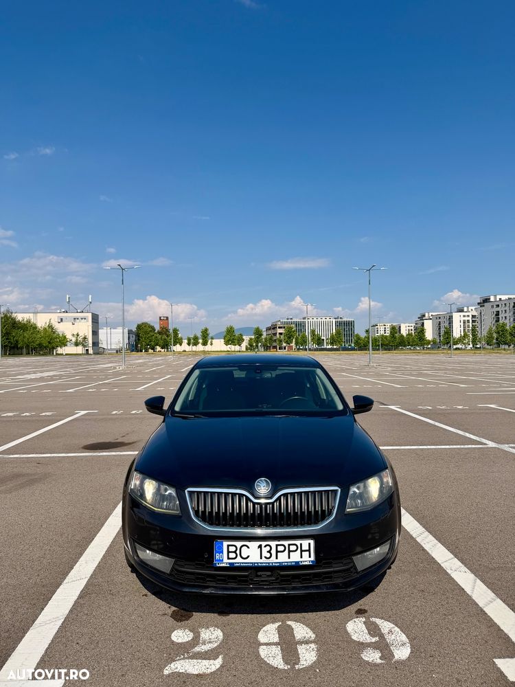 Skoda Octavia 1.8 TSI ELEGANCE DSG - 2