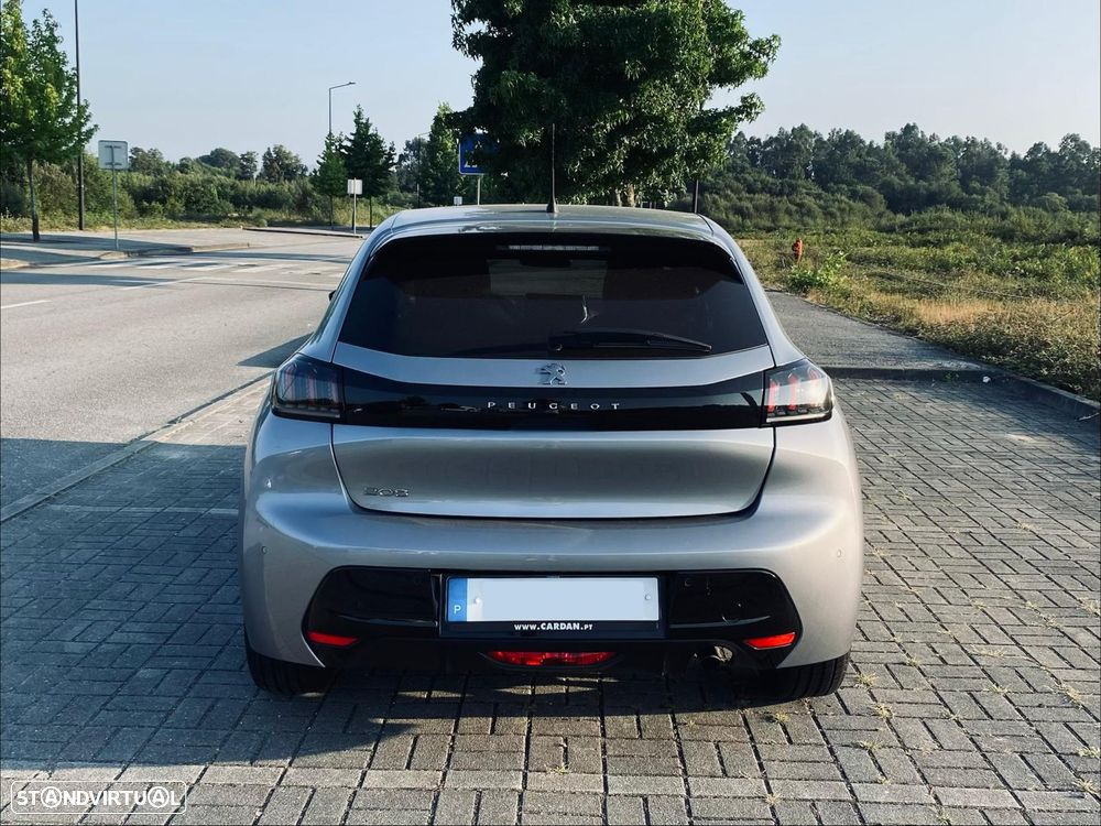 Peugeot 208 1.2 PureTech Allure - 5