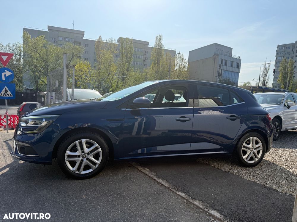 Renault Megane TCE GPF Life - 12