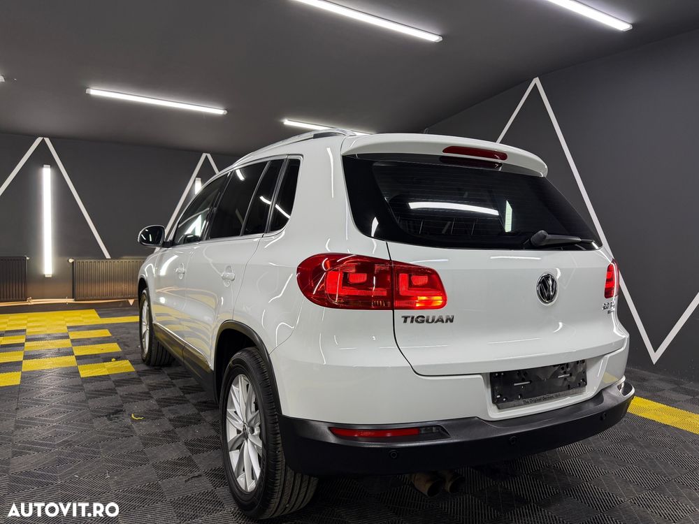 Volkswagen Tiguan 2.0 TDI 4Motion DSG Sport & Style - 12