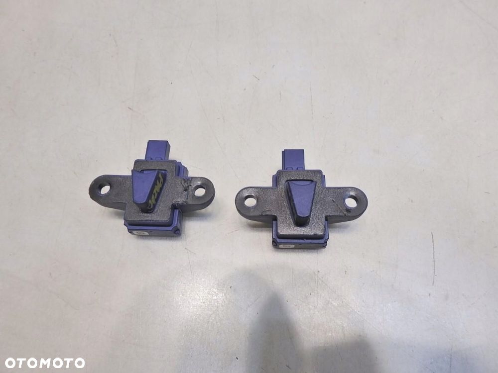 SENSOR UDERZENIOWY PRZÓD MERCEDES W212 A2128205026 5WK43873 - 7