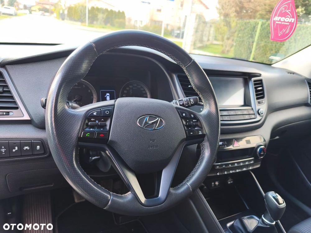 Hyundai Tucson 1.6 GDi 2WD Select - 12