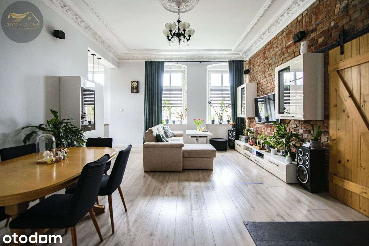 2 Pokoje/ 70,6M2/ Parter