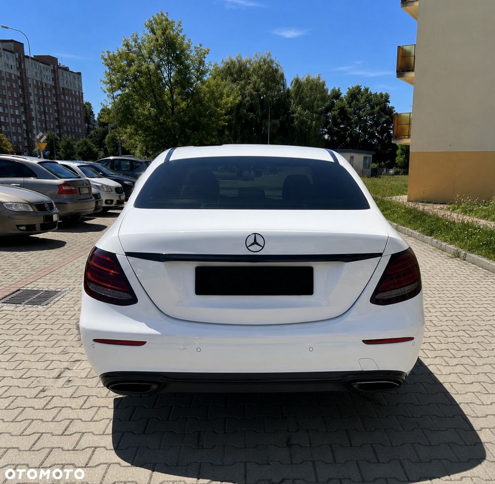 Mercedes-Benz Klasa E - 6