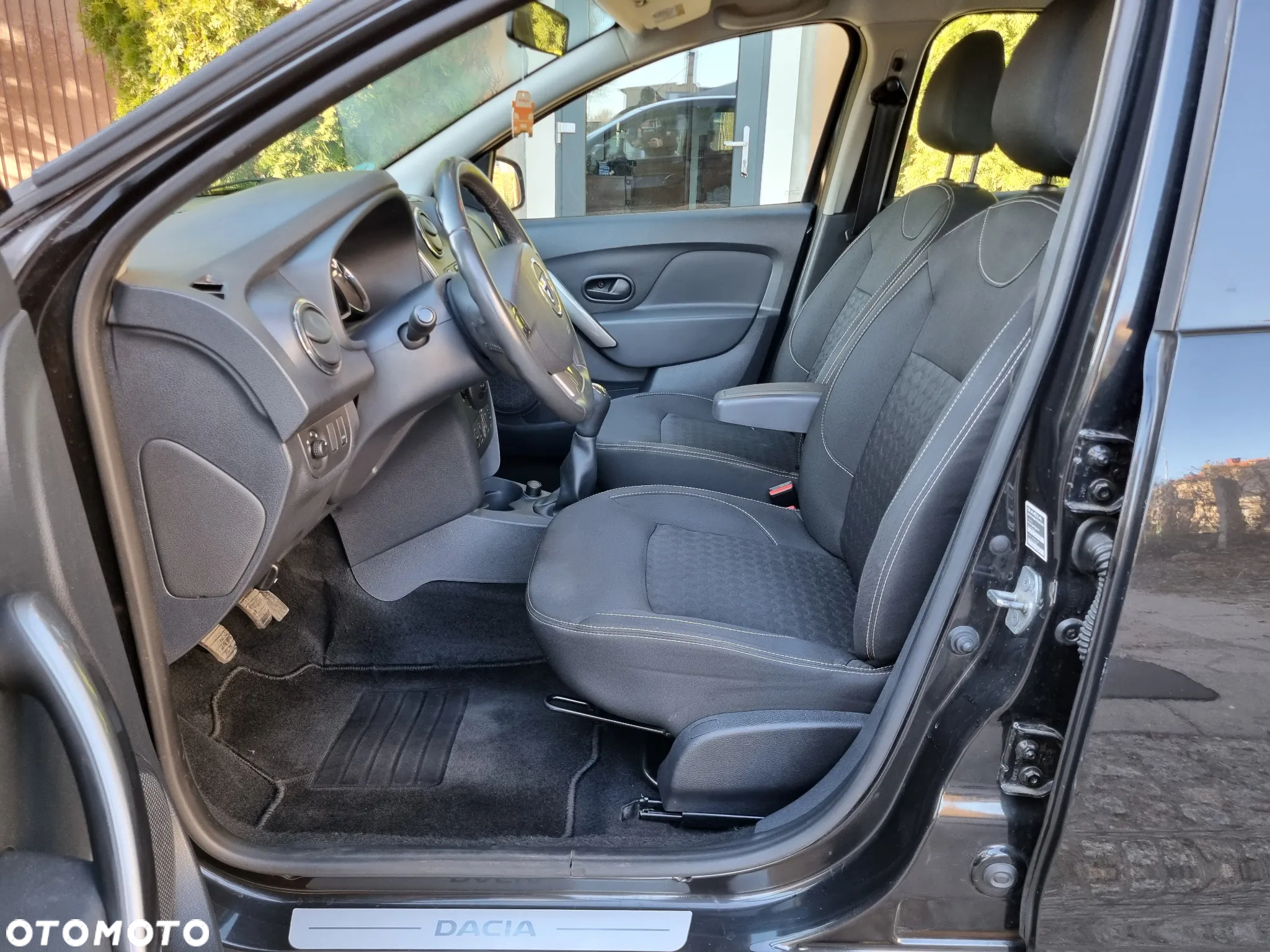 Dacia Sandero 0.9 TCe Laureate - 8