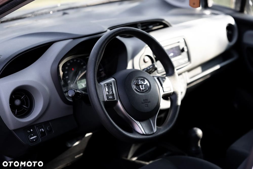 Toyota Yaris 1.0 Active - 6