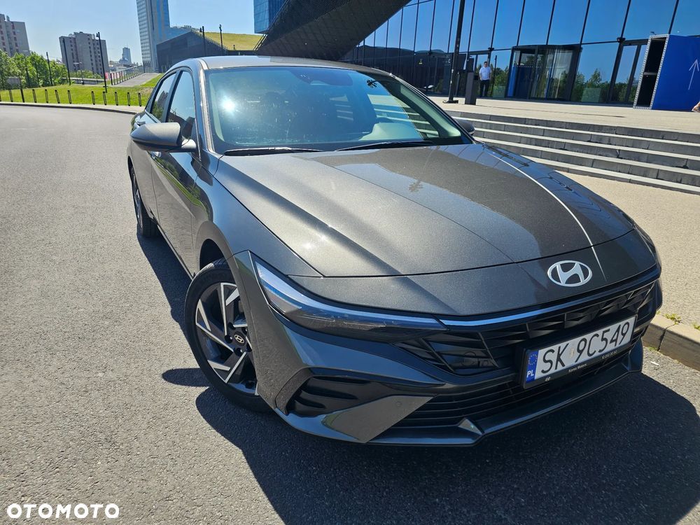 Hyundai Elantra 1.6 Smart - 9