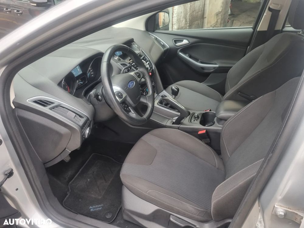 Ford Focus Turnier 1.6 EcoBoost Start-Stopp-System Champions Edition - 16