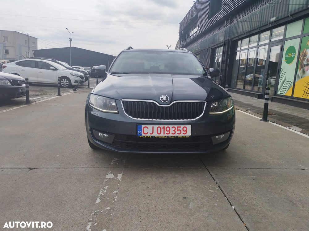Skoda Octavia 2.0 TDI DSG Premium Edition - 2