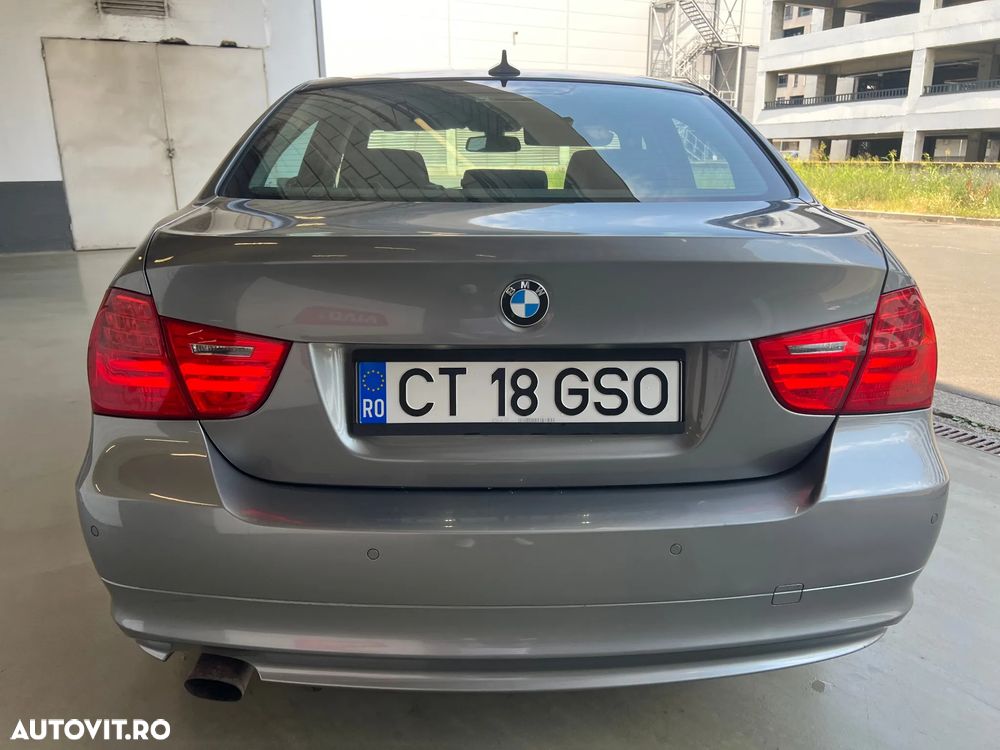 BMW Seria 3 318i Edition Lifestyle - 17