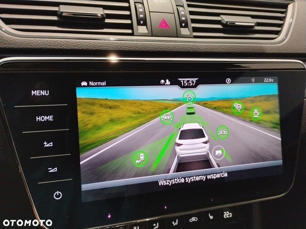 Skoda Superb 2.0 TDI SCR Sportline DSG - 25