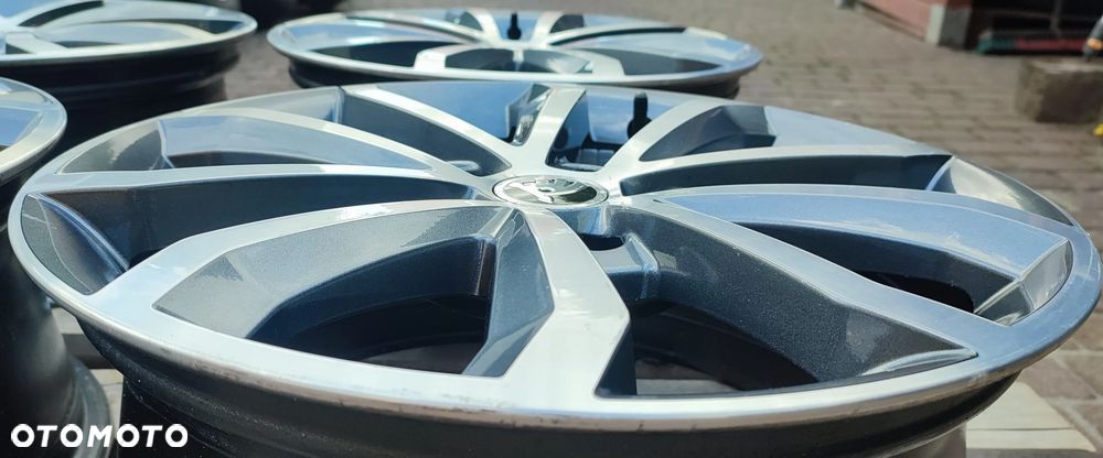 Felgi Aluminiowe Oryg. Skoda Octavia III 17 Cali 5x112 7Jx17 Et49 Ø57,1mm Grafit+Polerka Starogard Gdański Wysyłka !!! - 8