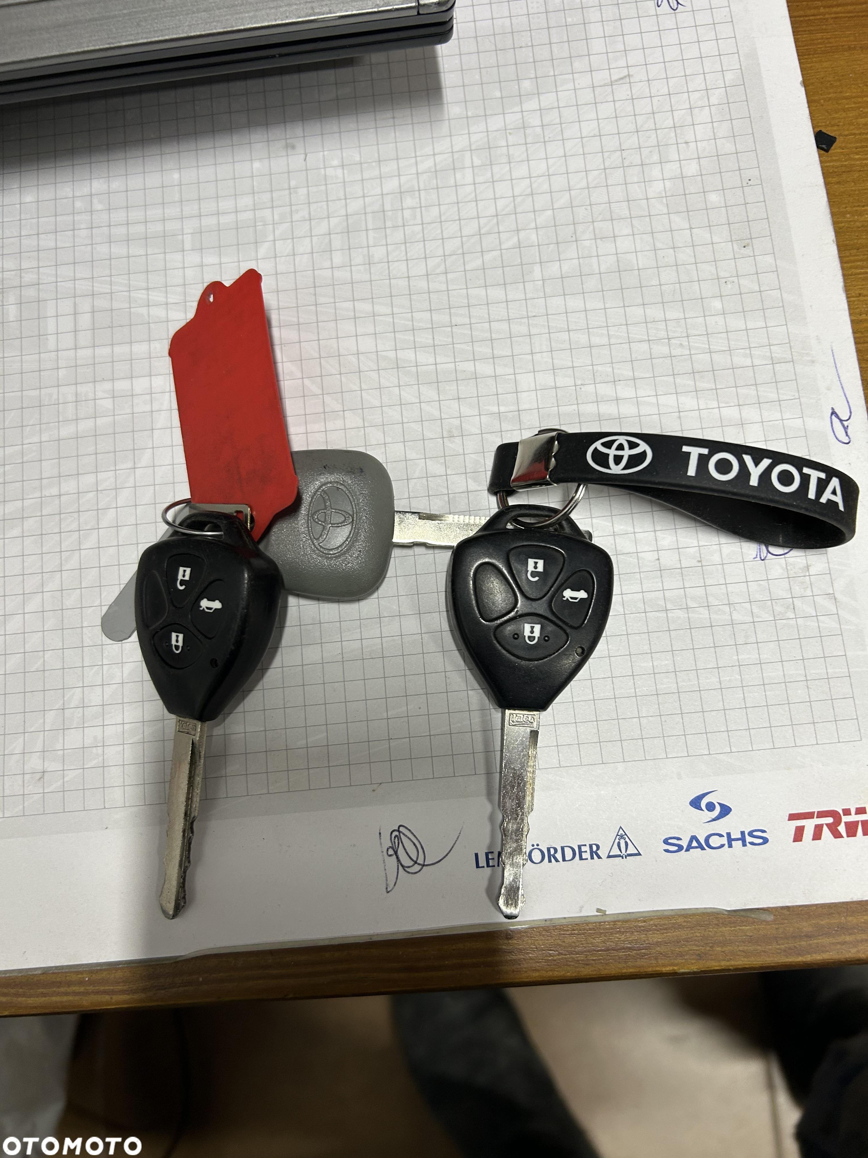 Toyota Avensis 2.0 D-4D Combi Sol - 18