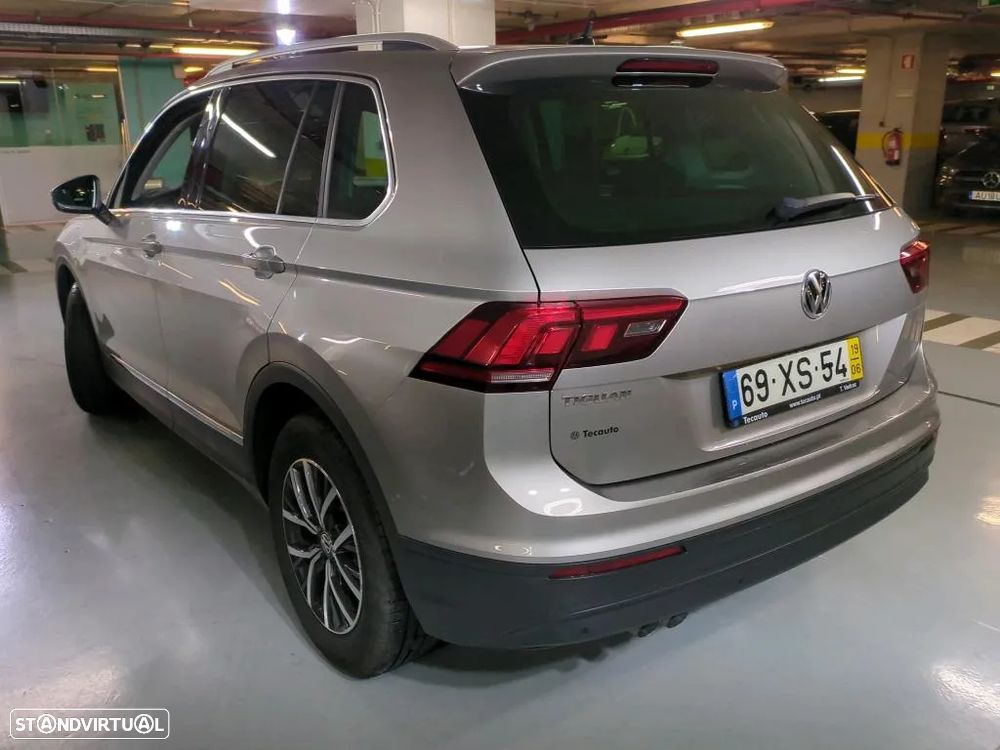 VW Tiguan 2.0 TDI Confortline DSG - 2