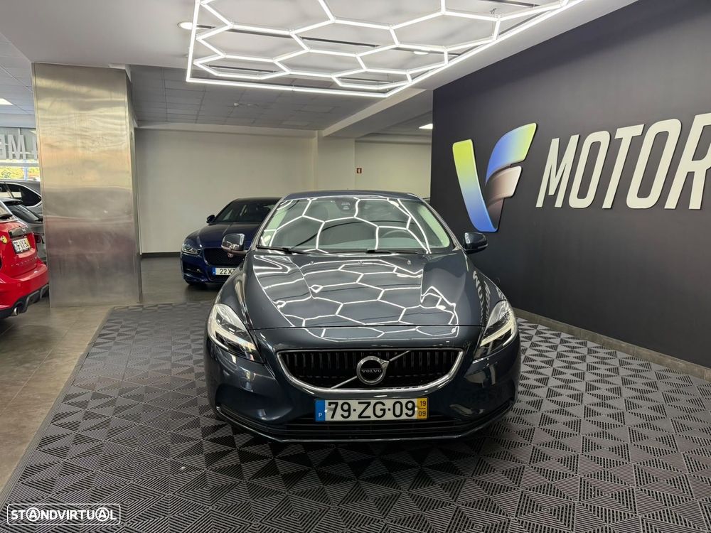 Volvo V40 1.5 T3 Sport Edition R Geartronic - 3