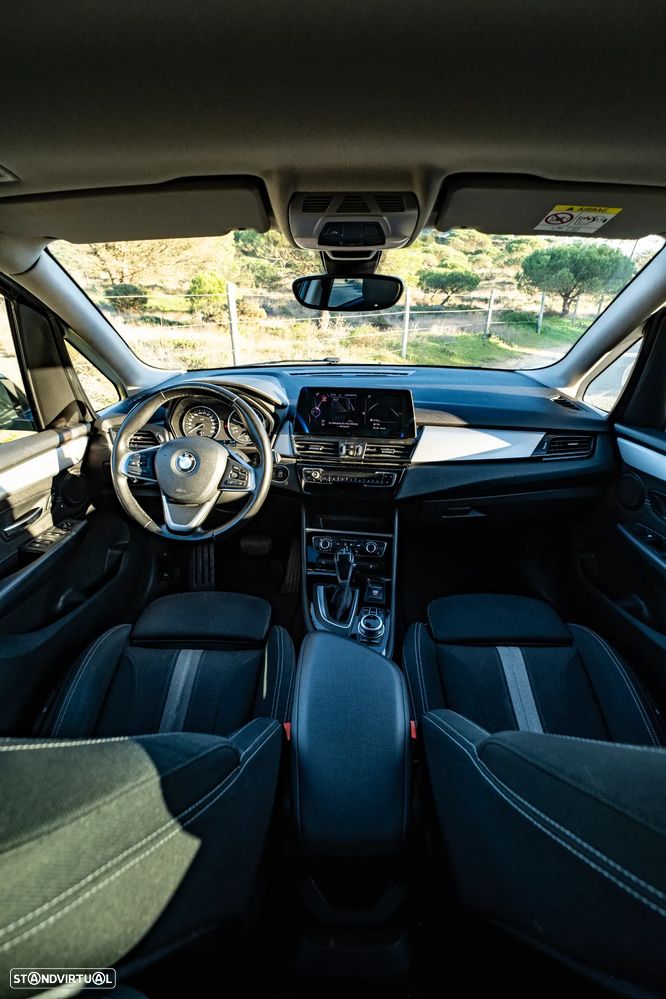 BMW 216 Active Tourer d Aut. Sport Line - 34