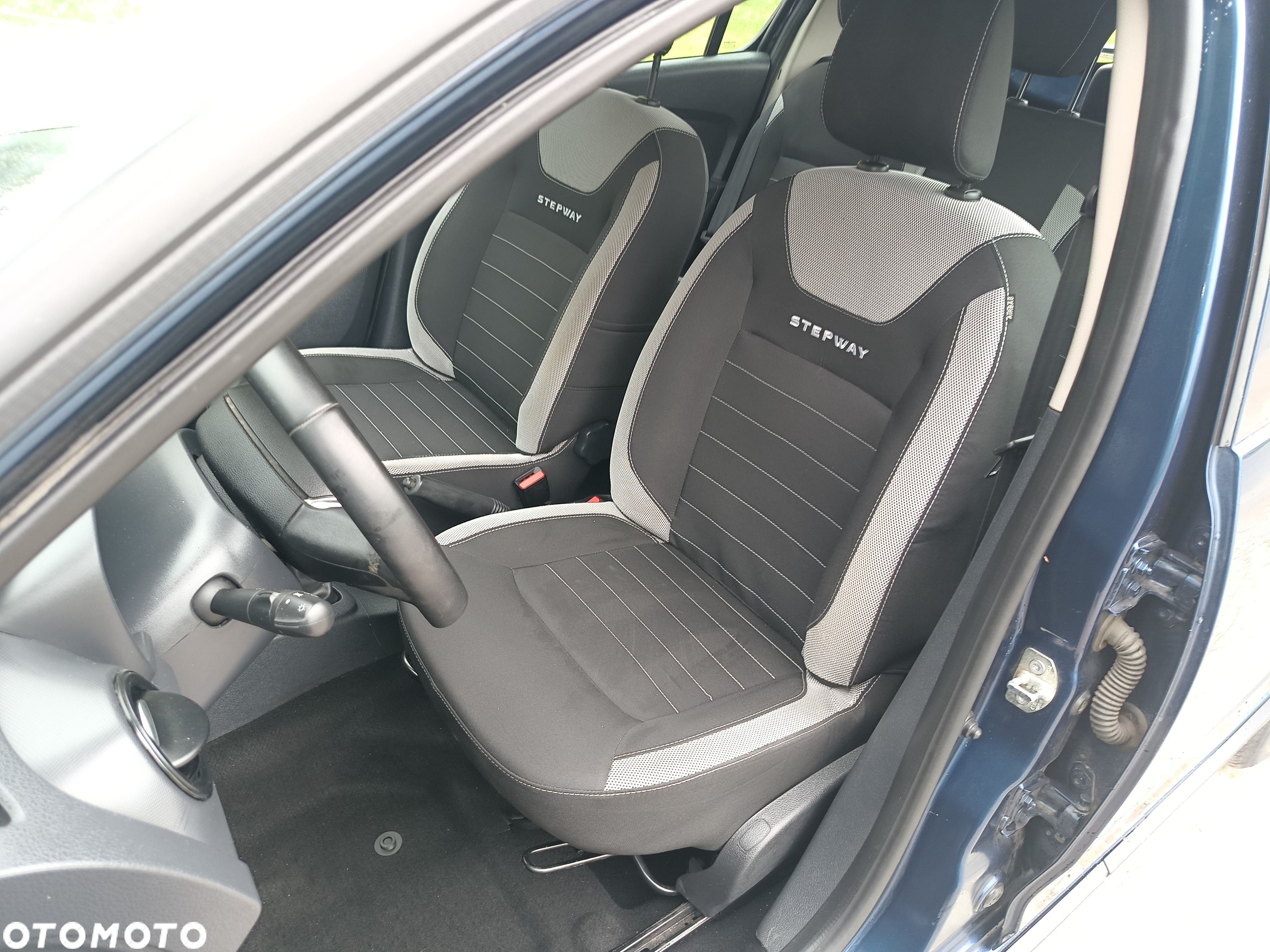 Dacia Sandero - 12