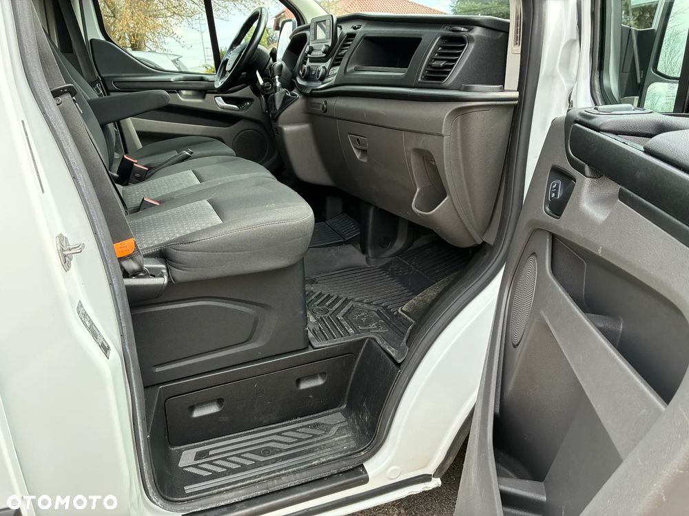 Ford Transit Custom - 24