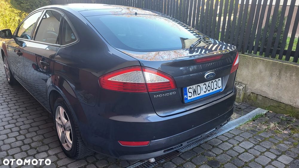 Ford Mondeo 2.0 Trend - 4