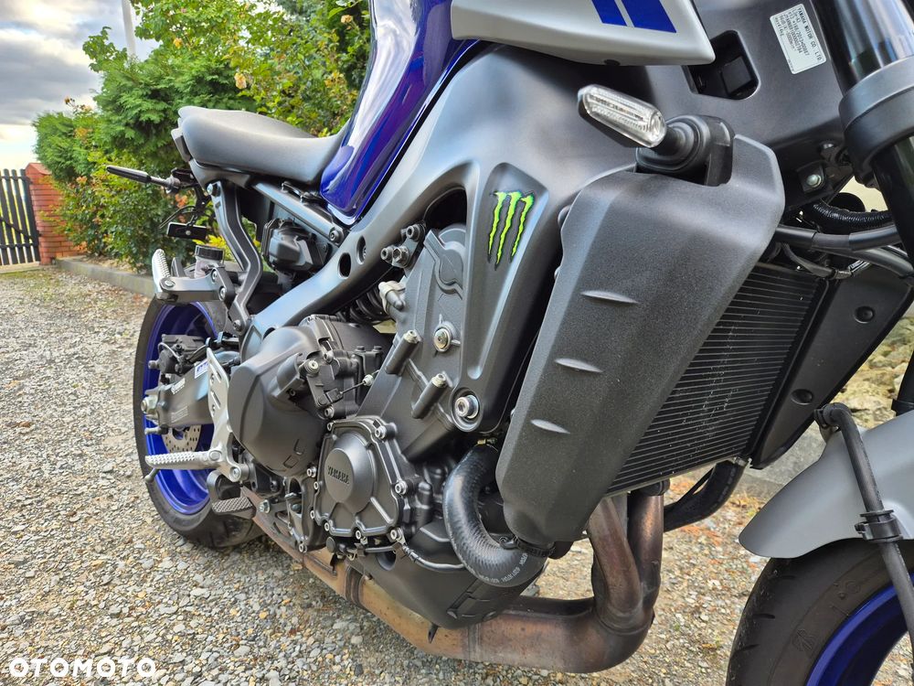 Yamaha MT - 28