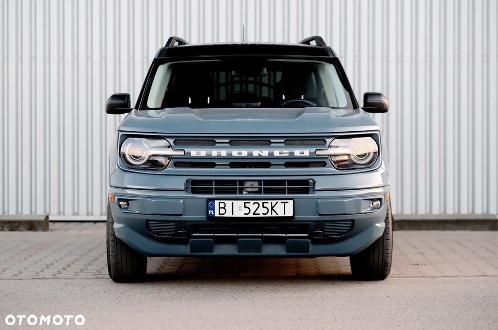Ford Bronco - 8