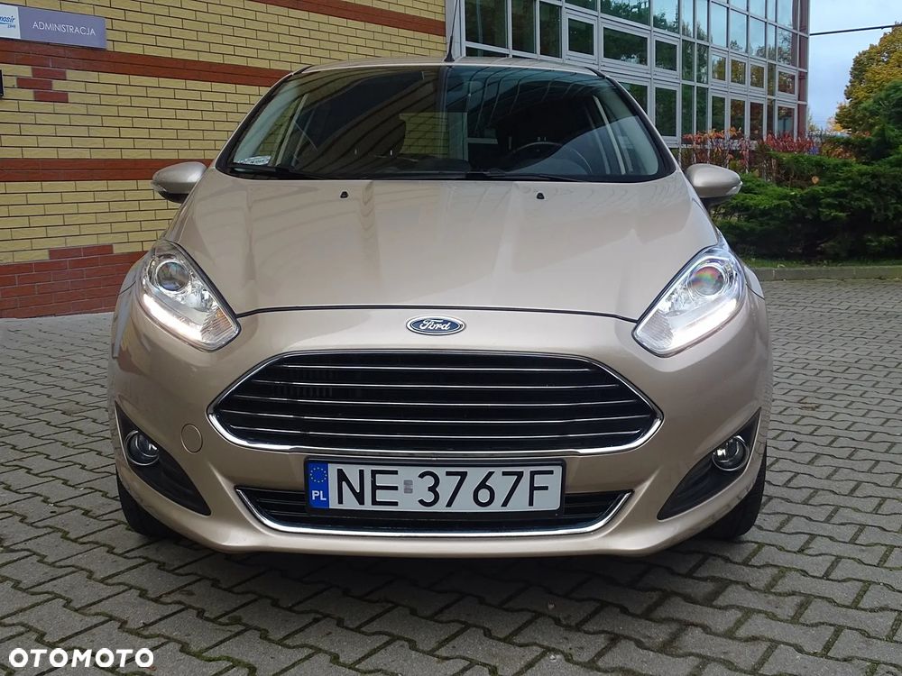 Ford Fiesta 1.0 EcoBoost Powershift Titanium - 5