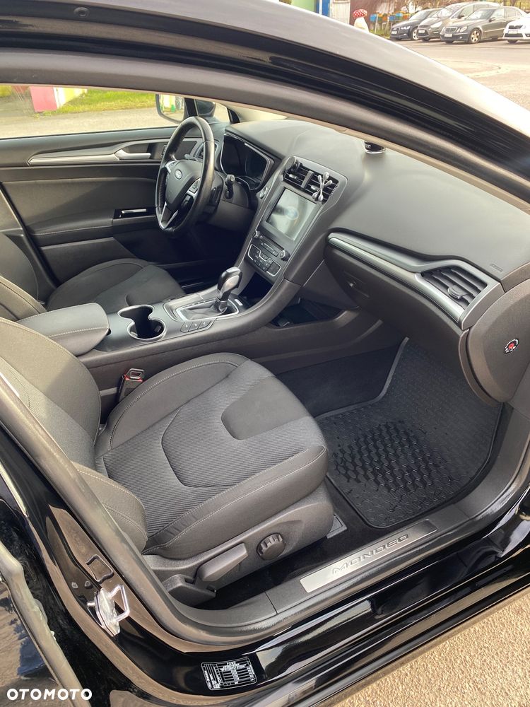 Ford Mondeo 2.0 TDCi Titanium PowerShift - 16