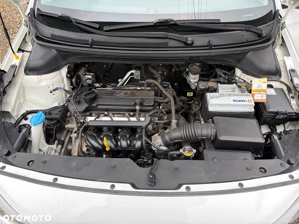 Hyundai i20 1.2 Select - 23