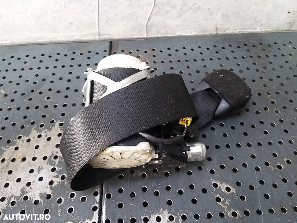 Centura siguranta stanga fata lancia delta 3 844 34054709c 07354718060 - 1