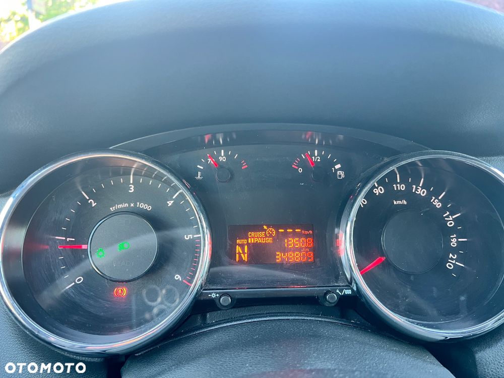 Peugeot 5008 e-HDI FAP 115 EGS6 Stop&Start Active - 17