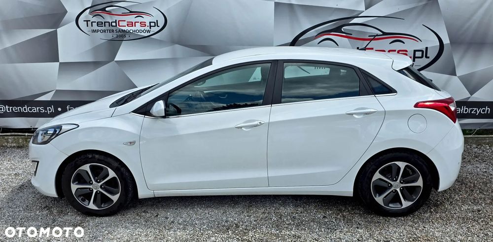 Hyundai i30 1.4 Premiere Comfort - 4