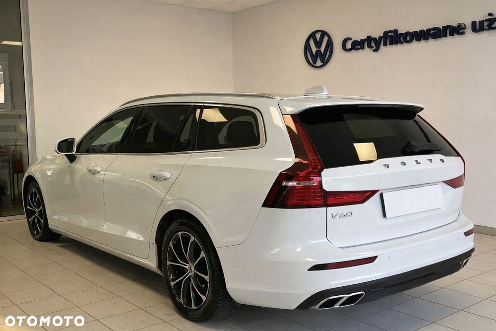 Volvo V60 D4 Drive-E Momentum - 13