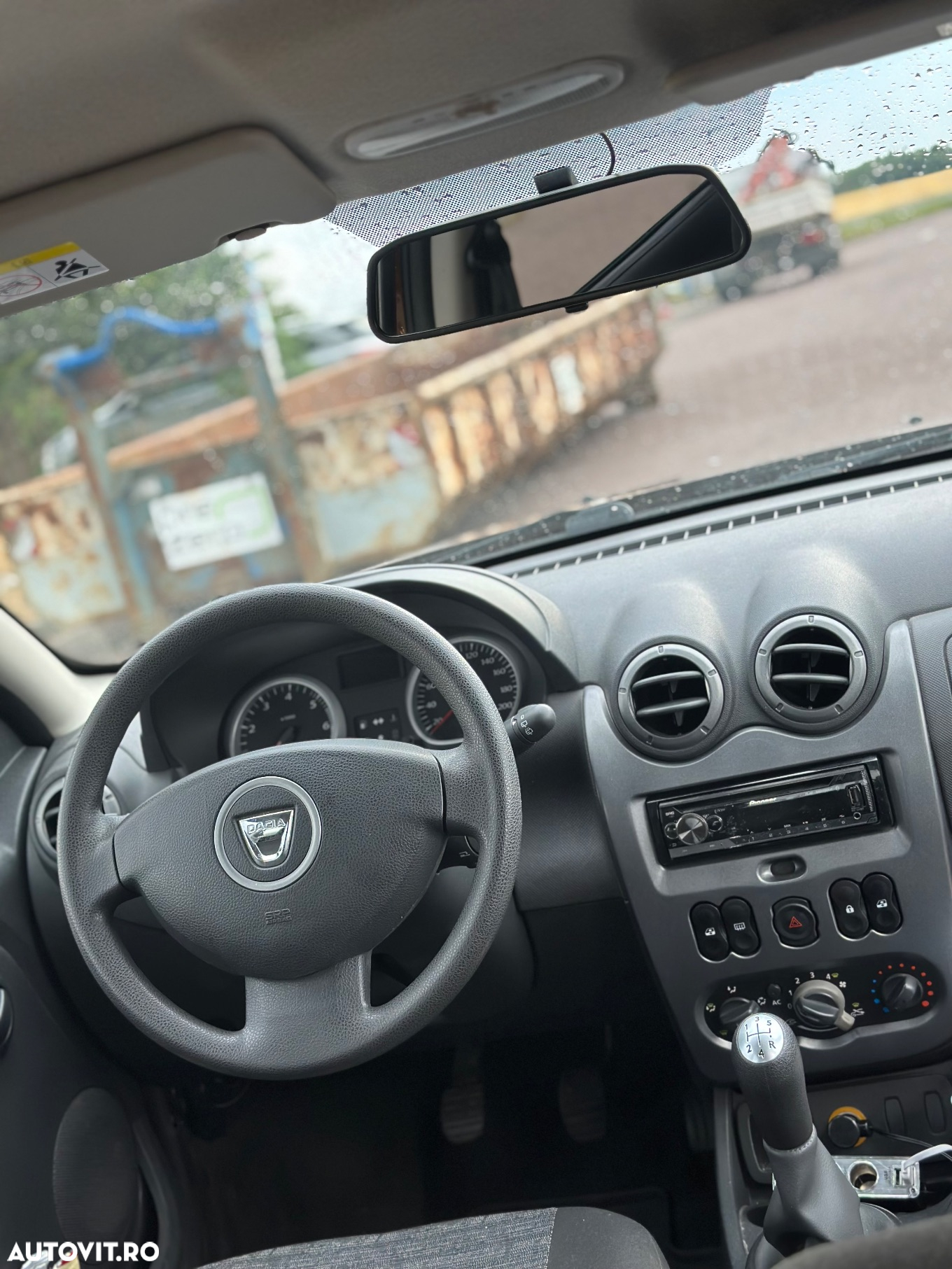 Dacia Duster 1.6 4x2 Prestige - 7