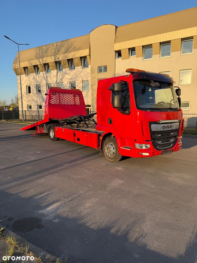 DAF LF 210 Pomoc drogowa laweta holownik widelec platforma hydrauliczna - 20