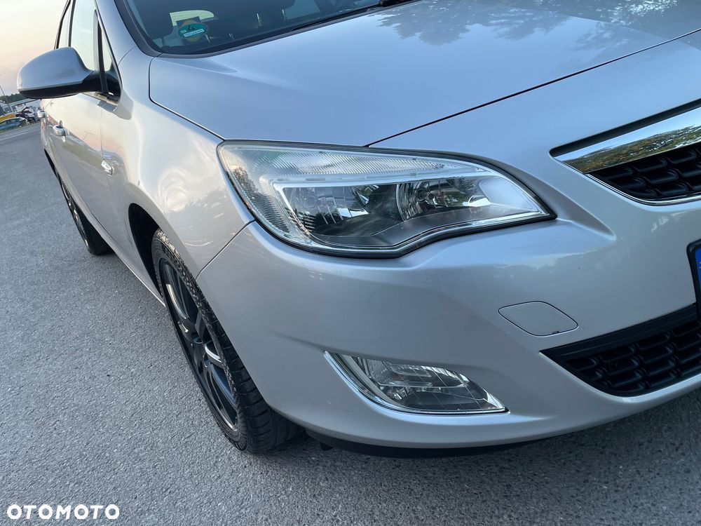 Opel Astra 1.4 Turbo Selection - 31