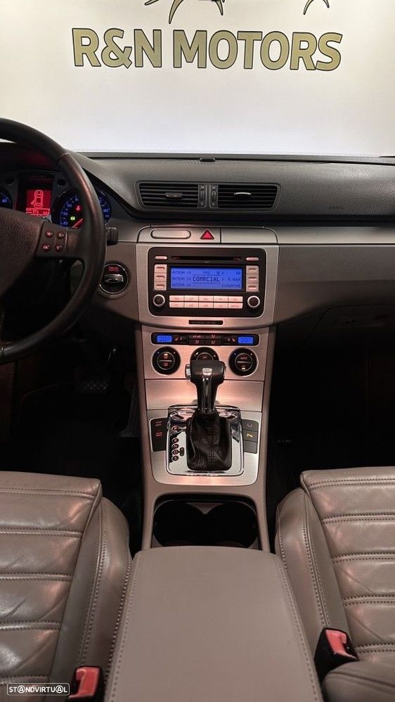 VW Passat Variant 2.0 TDi Highline DSG - 12