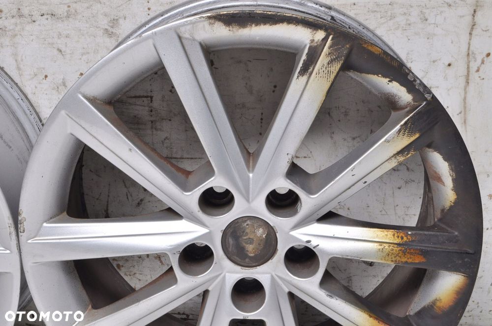 SKODA  FELGI ALUMINIOWE 5E0601025E 17 7.0 ET49 5X112 - 2