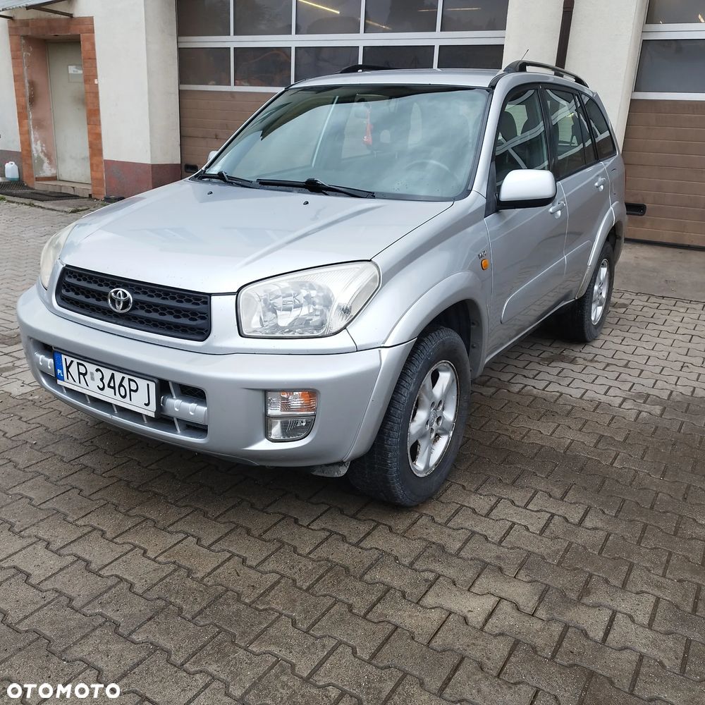 Toyota RAV4 - 1