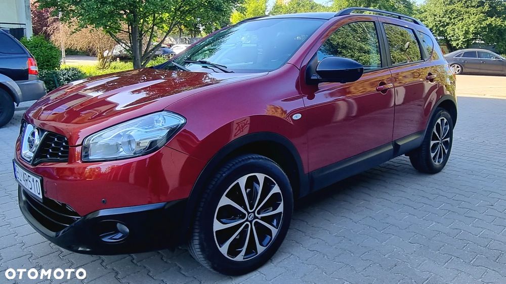 Nissan Qashqai 1.6 dCi 4 x 4 DPF Start/Stop tekna - 1