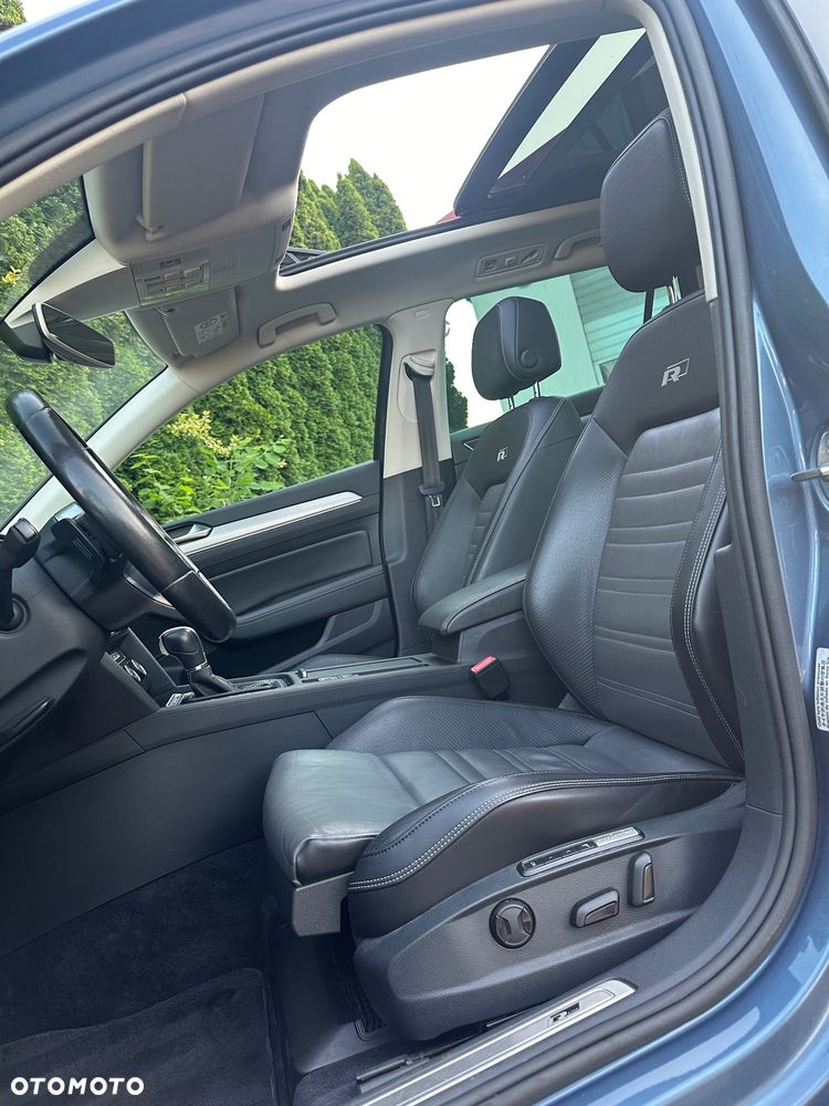 Volkswagen Passat 2.0 TDI SCR 4Mot DSG Highline - 21