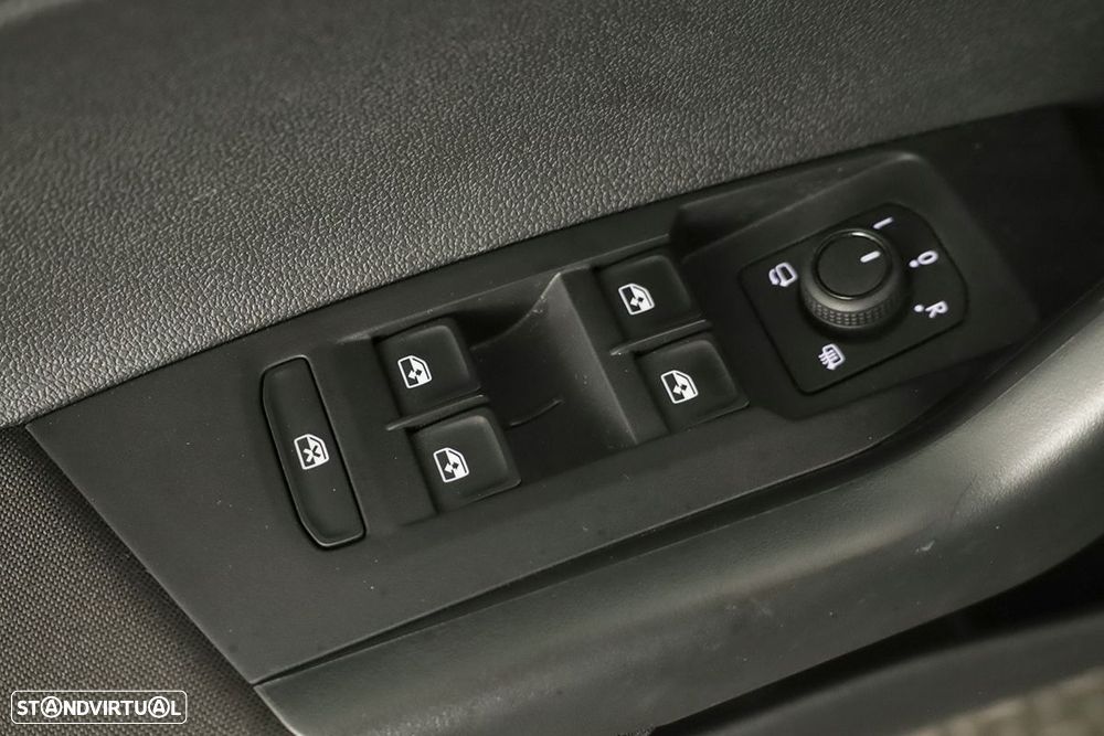 VW Taigo 1.0 TSI Urban - 18