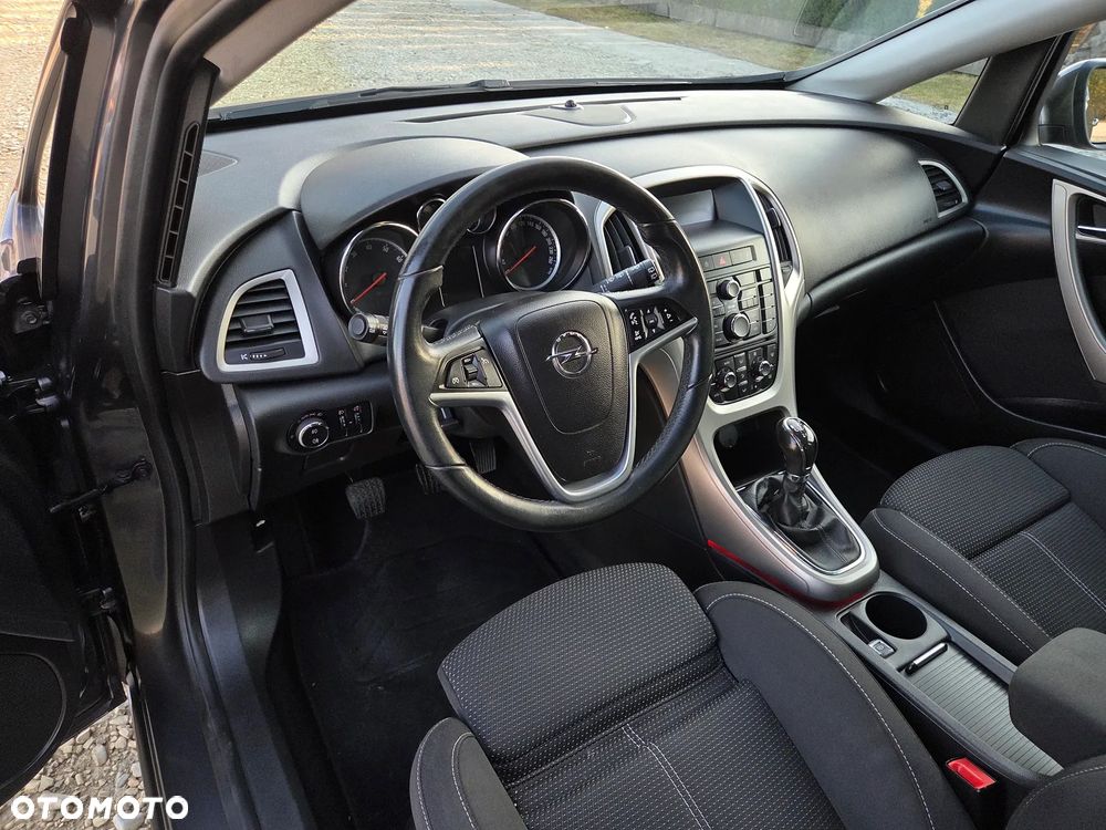 Opel Astra 1.4 T Essentia - 21