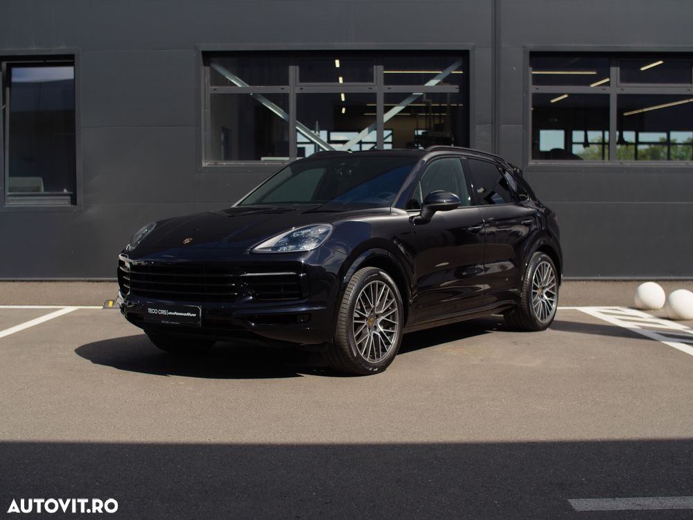 Porsche Cayenne - 2