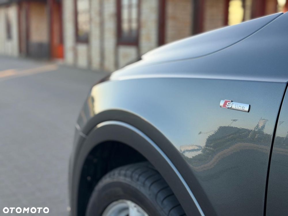 Audi Q3 1.4 TFSI Edycja Specjalna S tronic - 10