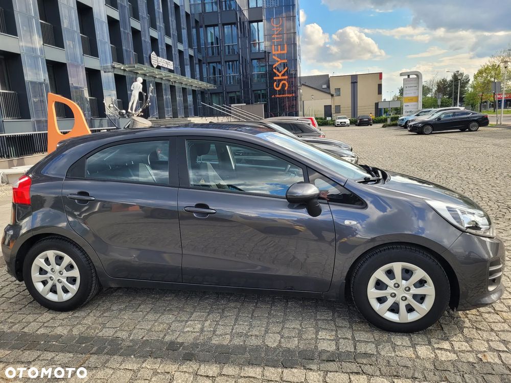Kia Rio 1.2 Attract - 1
