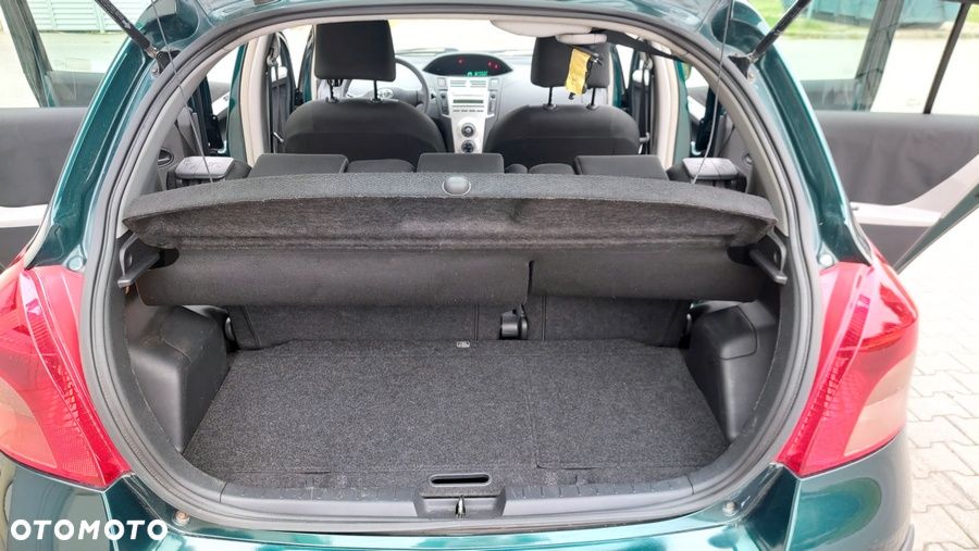 Toyota Yaris - 20